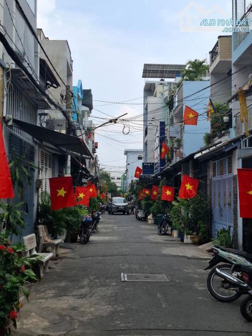 Siêu phẩm Lê Văn Quới 70m2 ngang  4 - 4 tầng Bình Hưng Hòa A Bình Tân