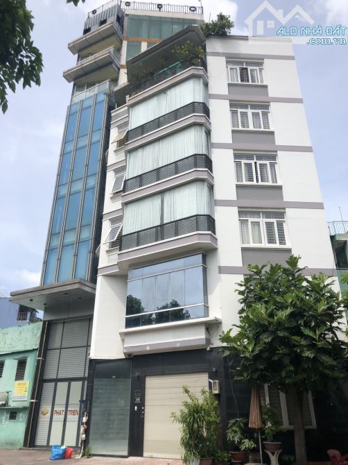 Nhà bán Quận 10, Khách sạn 5 tầng mặt tiền đường ngay 3 tháng 2, DT 95m2, Giá 37 tỷ TL