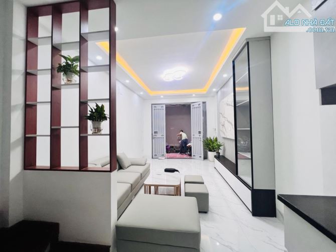Bán nhà Trần Quốc Vượng - Cầu giấy nhà đẹp