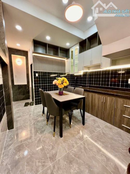 🏡 VỊ TRÍ HIẾM CÓ – DOANH NHÂN Ở KÍN – BẠCH ĐẰNG – 68M² – 4 TẦNG