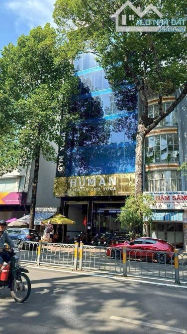 Bán toà nhà MT Lê Hồng Phong, Phường 3, Quận 5, DT 10 x 21,7m, HĐT 350tr/th, giá 180 tỷ