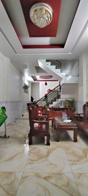 BÁN NHÀ ĐẸP CẠNH TÂ.N KỲ TÂ.N QUÝ - HẺM XE HƠI - ( 4X15M )t