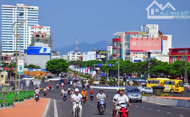 RẺ HƠN THỊ TRƯỜNG 2,5 TỶ BÁN NHÀ 3 TẦNG MẶT TIỀN TRUNG TÂM HẢI CHÂU ĐÀ NẴNG.