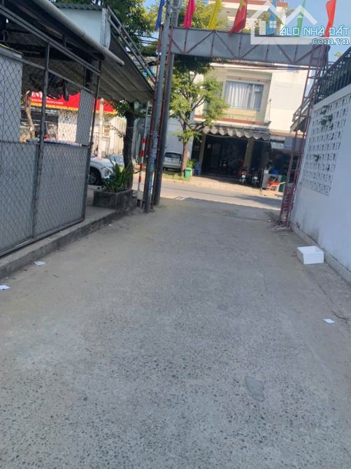 Cc cần bán nhà 2 tầng kiệt oto đường Lê Đình Kỵ, TT Hoà An, giá chỉ nhỉnh 1 tỷ.