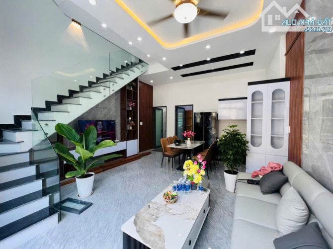 Bán nhà 3 tầng tại đường tô hiệu đà nẵng