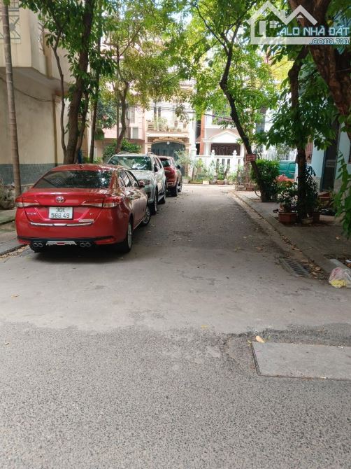 Bán nhà Phân Lô, Ô Tô Tránh, Ngọc Lâm, Long Biên : 50mx5T giá 14.5 tỷ