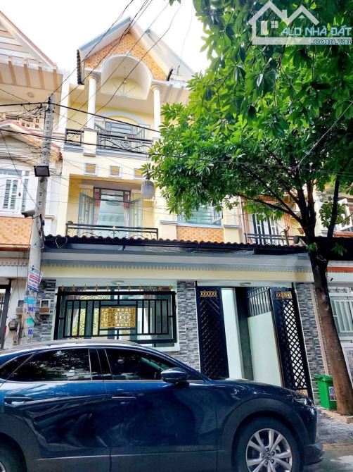 Nhà Mới 2 Lầu 6x14m Đường Phan Văn Hớn x.Bà Điểm Hóc Môn Giá 12tr/th 4PN, 4WC
