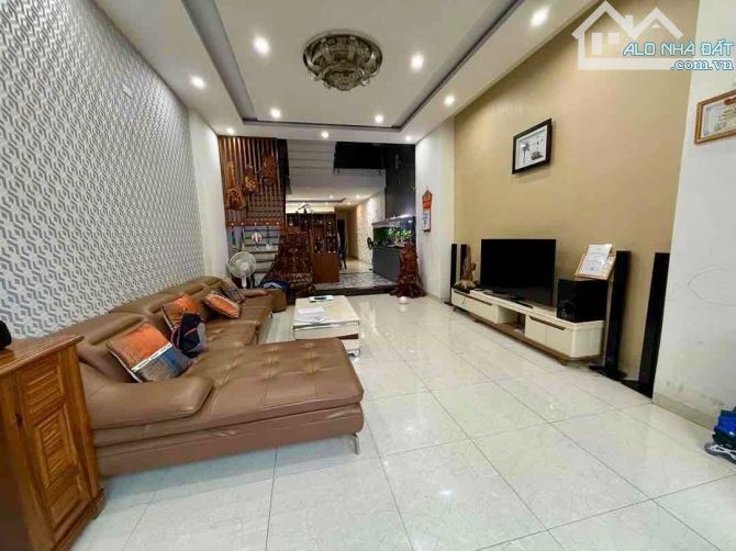 SIÊU PHẨM NHÀ 4 TẦNG 118m² – HÀN THUYÊN – TRUNG TÂM HẢI CHÂU – FULL NỘI THẤT – CHỈ 10.x TỶ