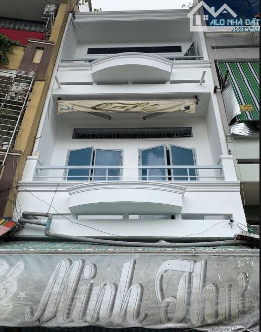 CHO THUÊ MT TRƯỜNG SA, 3 TẦNG, DI CHUYỂN THUẬN TIỆN, K DOANH ĐA NGÀNH