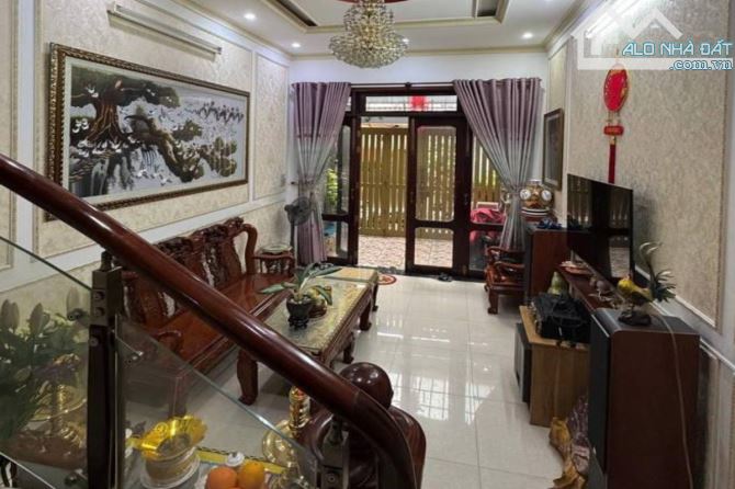 Bán nhà hẻm 3m, Trường Chinh, Tân Bình, 58 m² (3.7m x 15.7m), 3 tầng - Giá 8 tỷ TL