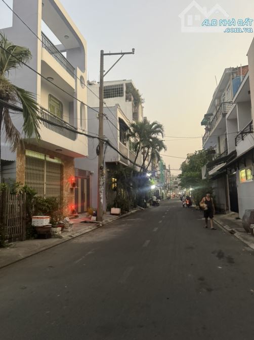 Bán nhà MT Nguyễn Mỹ Ca, Hiệp Tân, Tân Phú, DT 80m2 - 4 × 20 - 1 tầng, Giá 8.63 tỷ TL.