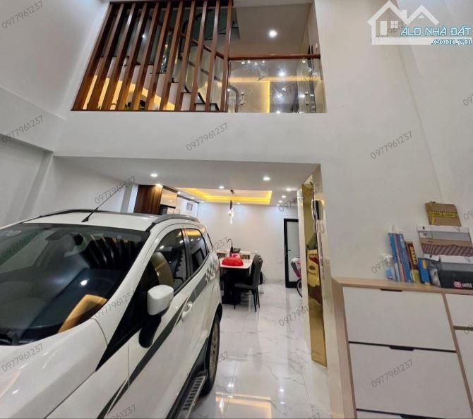 BÁN NHÀ PHÂN LÔ QUÂN ĐỘI 58m2 - MẶT TIỀN 5M - 7T THANG MÁY - 2 Ô TÔ TRÁNH