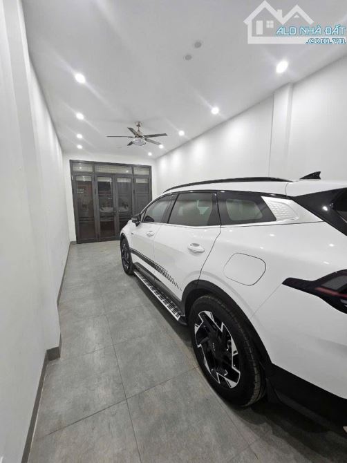 Bán nhà Hồ Đền Lừ 6 tầng thang máy khu phân lô đẳng cấp vỉa hè ô tô tránh 50m2 giá 19 tỷ