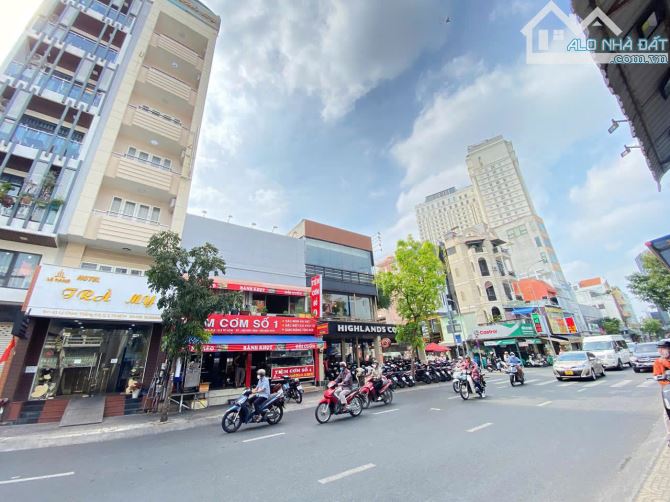 Toà KS-CHDV Mặt tiền LÝ CHÍNH THẮNG, DT: 8x25m, 7 Tầng ST, 28 Phòng, HĐT: 230 TR,85.8 Tỷ