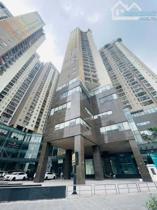 CC Bán Sàn văn phòng 535m2, MT30m, 15 tỷ, 200m Vin Smart City