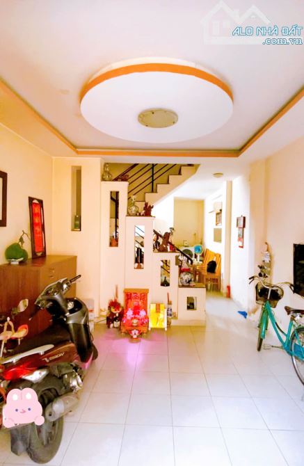 Bán nhà hẻm Lạc Long Quân, QUẬN TÂN BÌNH, Diện tích vuông vức 3.4 x 12.45 m, Giá 6.65 tỷ