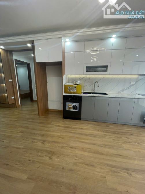Cho thuê chung cư C37 Bắc Hà Tố Hữu, 3 ngủ 95m2 full đồ 13 triệu