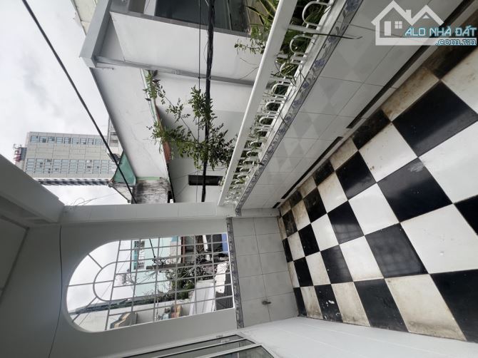 Lô góc 42,3m2 - 2 tầng, 7 chỗ ngủ trong nhà, Điện Biên Phủ, Bình Thạnh. Chỉ 5.39 tỷ