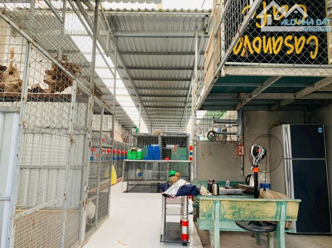 Bán khu 7 phòng trọ và 1 nhà rộng, Ngay KCN Tây Bắc Củ Chi, gần 400m2 SHR, 3ty950