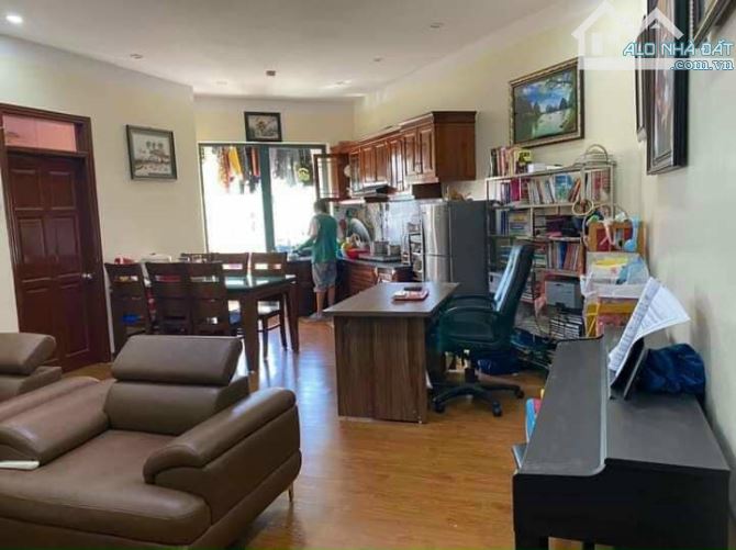 🏡 Cơ Hội Sở Hữu Nhà Đẹp, Đội Cấn – Ba Đình, 38², 5 Tầng, Thang Máy Nhập Khẩu – Chỉ 7 Tỷ8!