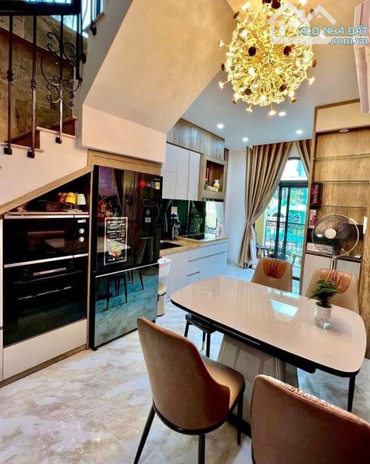 🌺 Siêu Phẩm Nhà MT Đống Đa 4 Tầng 5 Ngủ- Đường 15m Trung Tâm Hải Châu Sầm Uất/Giá 19.5 tỷ