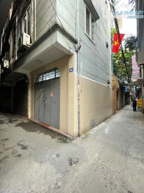 BÁN NHÀ NGÕ 97 PHỐ THÁI THỊNH,LÔ GÓC BỐN TẦNG