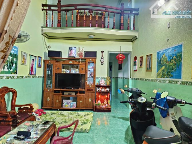Nhà gác lửng hẻm đường 2/4 phường Vĩnh Phước - Nha Trang