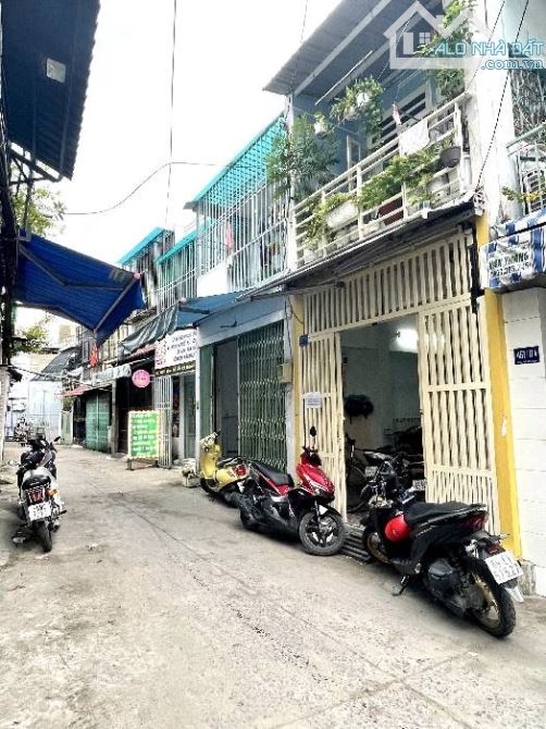 TIN THẬT! NHÀ MỚI PHƯỜNG 3 QUẬN 8, XÁCH VALI VÀO Ở NGAY