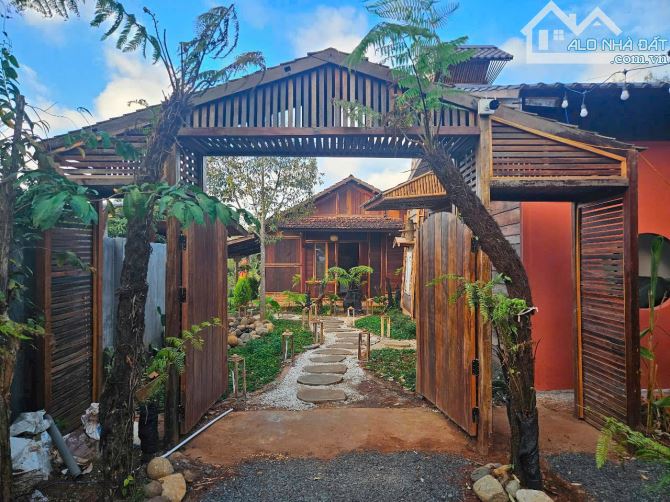 HOME NGHỈ DƯỠNG siêu đẹp, đẳng cấp tại Buôn Ma Thuột, view suối, gần sân bay