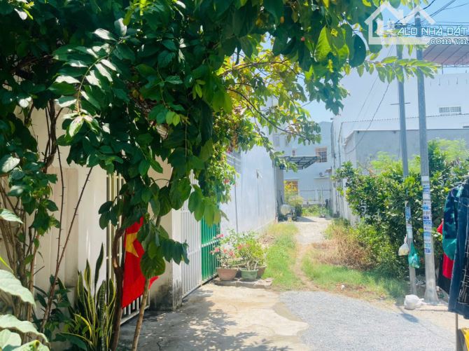 Bán lô đất hẻm Cầu Bè , Vĩnh Thạnh , Nha Trang giá 1 Tỷ 550 triệu