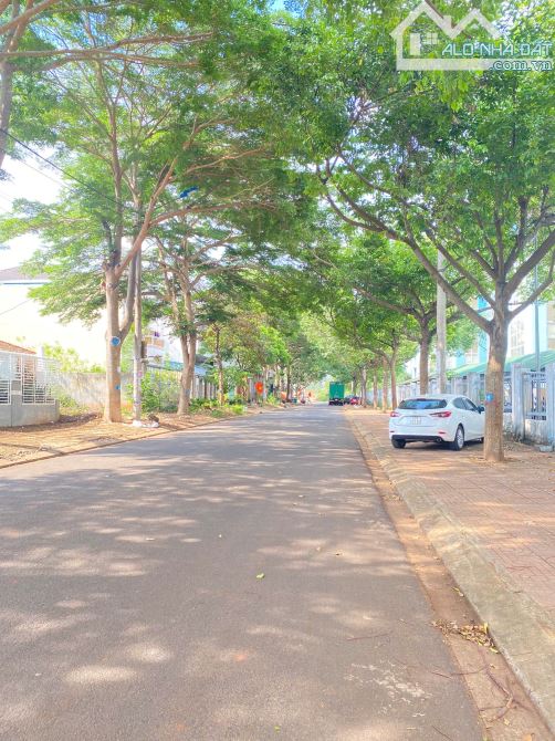 💥  Bán lô biệt thự đẹp mặt tiền đường Trương Quang Tuân (10x 24m. Thổ Cư 100%) - 💰  9,7