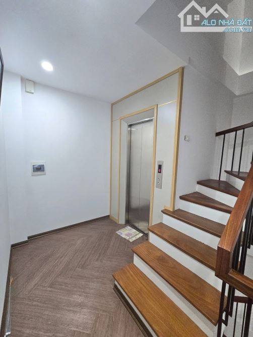 BÁN NHÀ LÁNG HẠ , ĐỐNG ĐA 47m2*7 Tầng NHÀ ĐẸP - THANG MÁY - NGÕ TO - GARA Ô TÔ - GẦN PHỐ