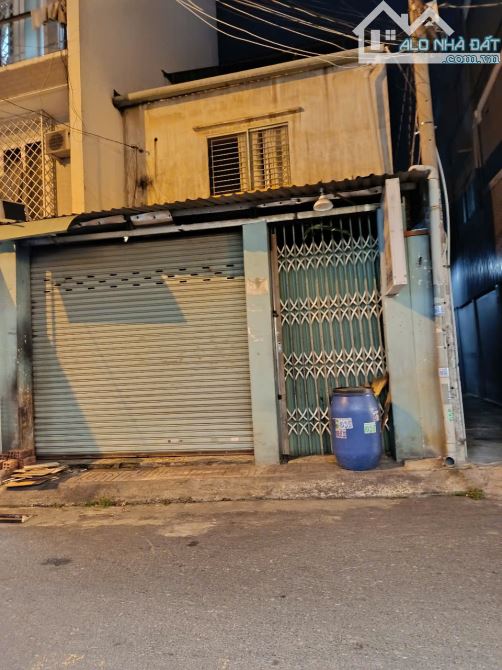 Siêu Phẩm Ngay Hoàng Diệu 2, Đại Học Ngân Hàng Đường 10m
