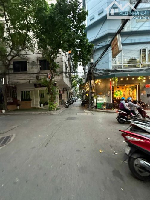 Phố Ngụy Như Kon Tum 46 m2 x 6 tầng K/D CaFe , VP Thang Máy V/Hè ,công Viên Q.Thanh Xuân