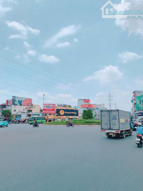 Bán nhà mặt tiền 4 tầng BTCT đường Nguyễn Văn Luông phường 12 quận 6