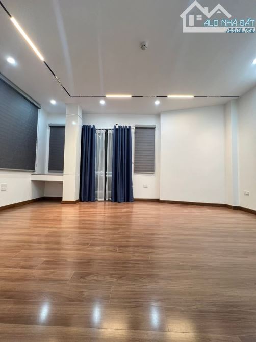 Nhà Đẹp Mặt Ngõ Thông Đường Láng 52m x 5Tầng: 14.5Tỷ Ở SƯỚNG kinh doanh đỉnh