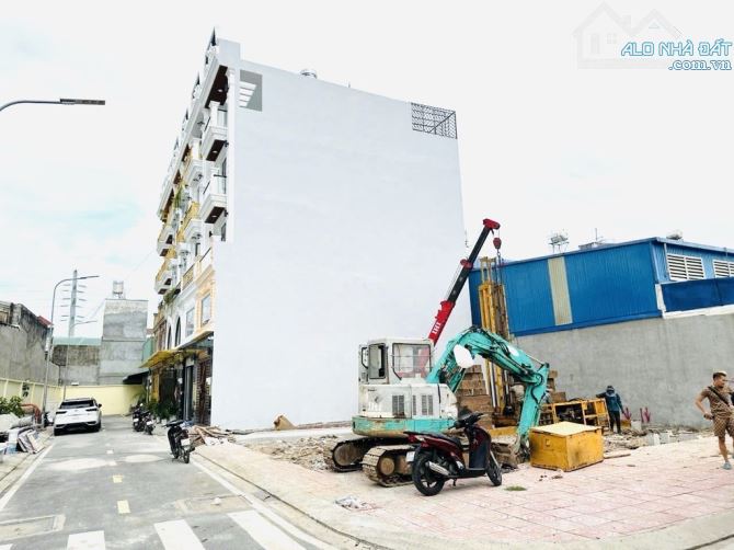 HẺM 7M - KHU PHÂN LÔ GÒ XOÀI - 5 TẦNG - GIÁ 7,99 TỶ