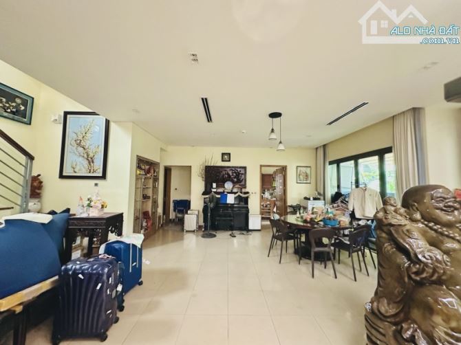 BIỆT THỰ RIVIERA VIEW SÔNG SÀI GÒN – SIÊU HIẾM – GIÁ 110 TỶ 🌟
