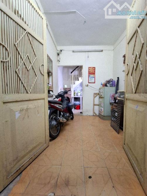 Nhà Đẹp Ngõ Văn Hương -4 Tầng Lô Góc-Đầy Đủ Công Năng