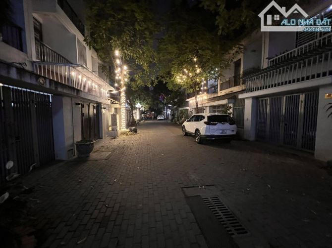 BÁN NHÀ KĐT AO SÀO - QUẬN ỦY - THỊNH LIỆT - PHÂN LÔ ÔTÔ - 70M2 - 4 TẦNG - MT 5M - 21.6 TỶ