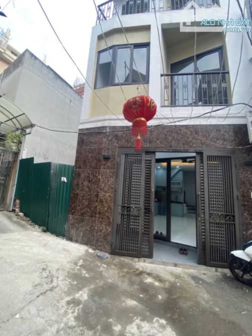 Chủ cần bán nhà ,lo tài chính cho con làm ăn- cần bán nhanh
