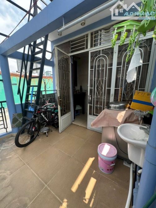 BÁN NHÀ MẶT TIỀN HẺM ĐƯỜNG ĐOÀN VĂN BƠ F14. Q4 - 4 TẦNG BTCT - 72m2 - 10