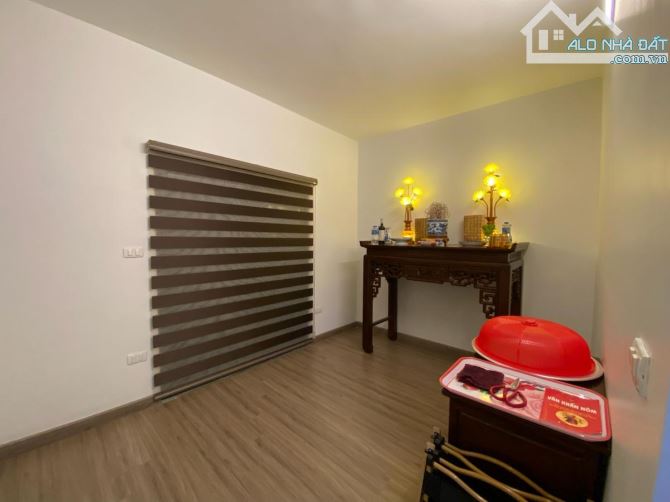 Bán nhà Bạch Mai 38/40m2, 5T, MT 7m ngõ rộng 4m, gần phố, sổ nở hậu. Giá 9.5 tỷ có tl - 10