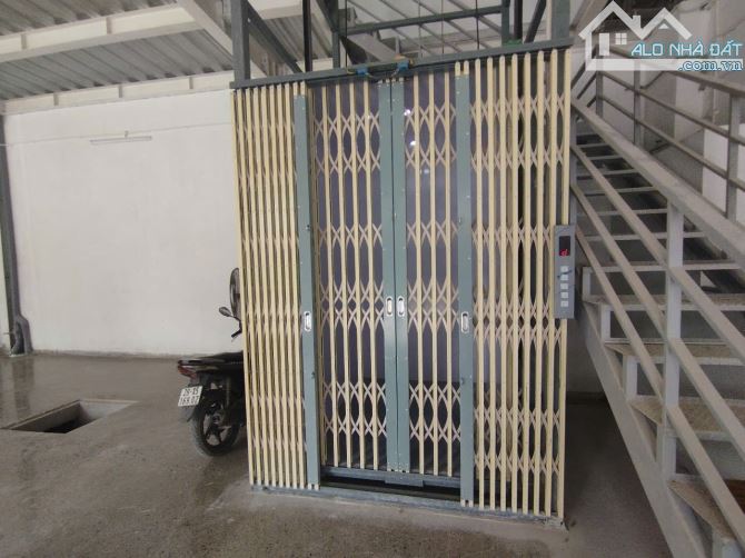 Cho thuê kho đường, Trịnh Văn Bô, Hoài Đức. DT 300m2 4 tầng có thang hàng, xe công đỗ cửa - 10