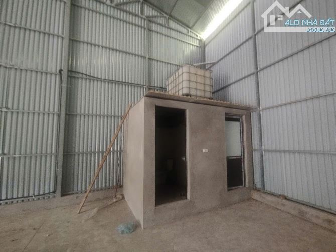 Cho thuê kho đường Kim Giang, Thanh Trì. DT 1000m2, cao 7m, dựng mới 100% chưa sử dụng. Gi - 10