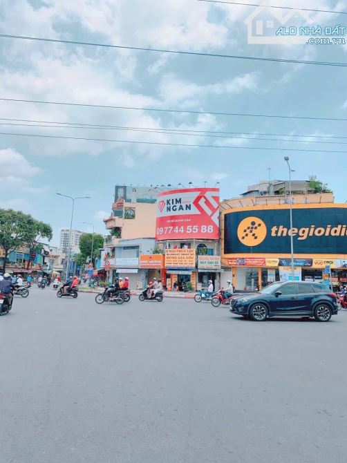 Bán nhà mặt tiền 4 tầng BTCT đường Nguyễn Văn Luông phường 12 quận 6 - 10