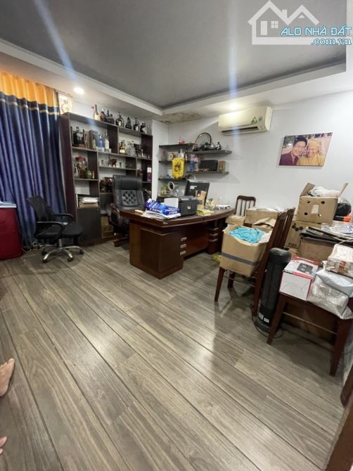 Mặt Tiền 780m² Lê Văn Việt – Thủ Đức – Giá 202 Tỷ – Đang Cho Bank  Thuê 200 Triệu/Tháng - 10