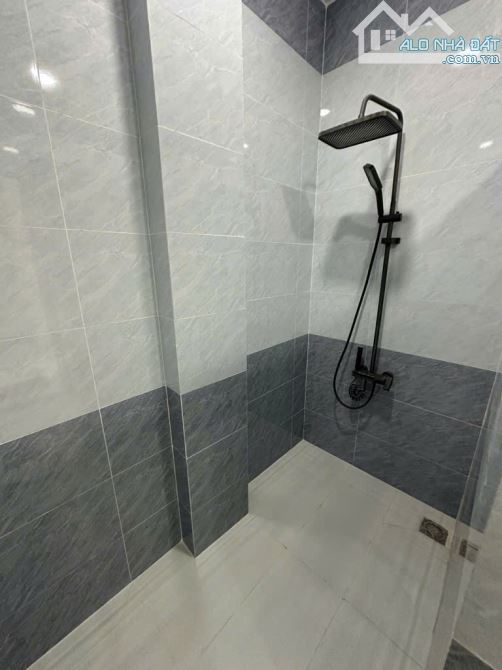 Bán nhà hẻm Chiến Lược, Bình Tân, sổ nở hậu, 77m² - 5x15.5 , chỉ 4.25 tỷ - 11