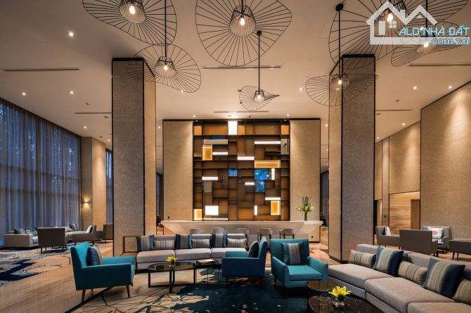 Bán Gấp Tòa Khách Sạn VIP 10 Tầng 84 Phòng Phố Tô Ngọc Vân.DT 540m2. Giá 220 Tỷ - 1