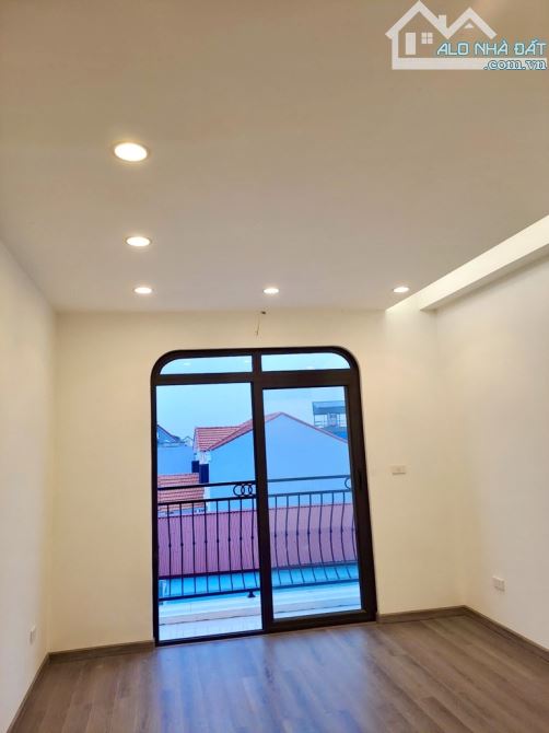 BÁN NHÀ - NGUYỄN KHOÁI - HOÀNG MAI – PHÂN LÔ ĐẸP – NỞ HẬU – GIÁ 6.3 TỶ - 1